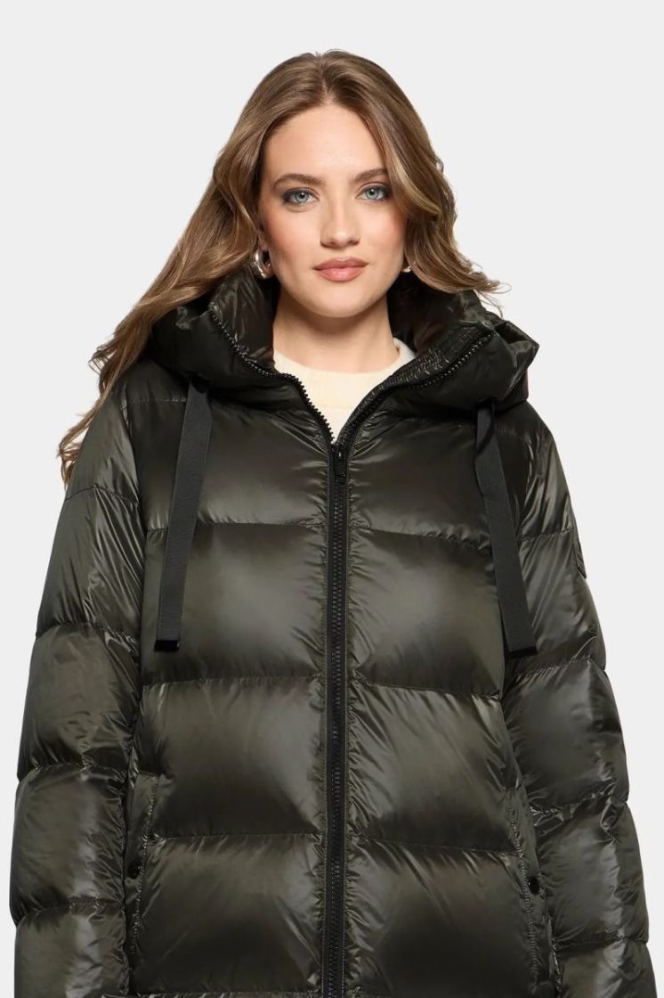 CAMILA SHINE COAT 57300